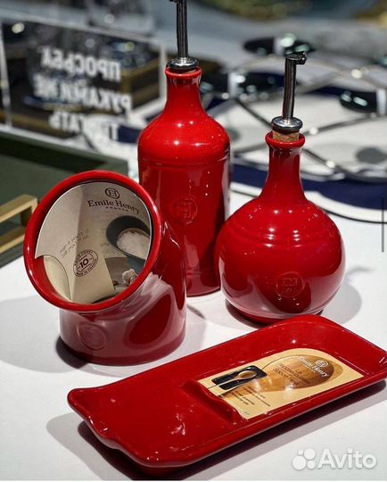 Подложка солонка бутылка Emile Henry
