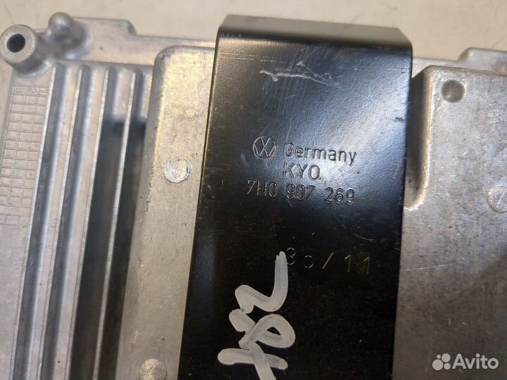 Блок управления двигателем Volkswagen Transporter 5