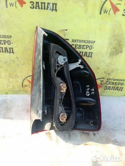 Lexus GX470 Фонарь левый 2003 год мелкий дефект