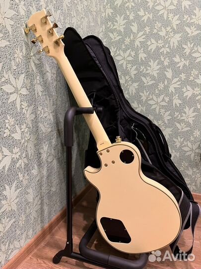 Электрогитара les paul buskers