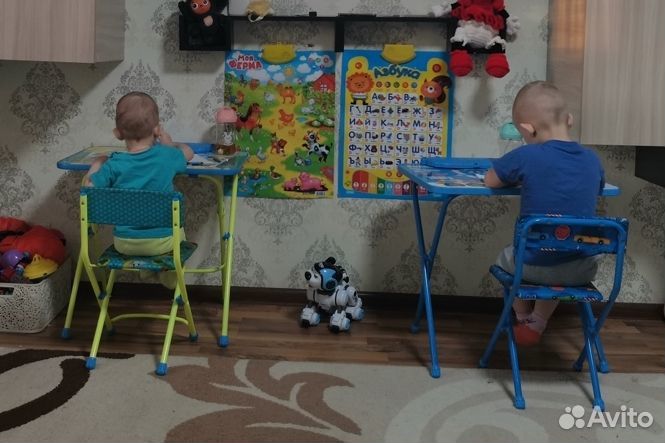 Детский стол и стул