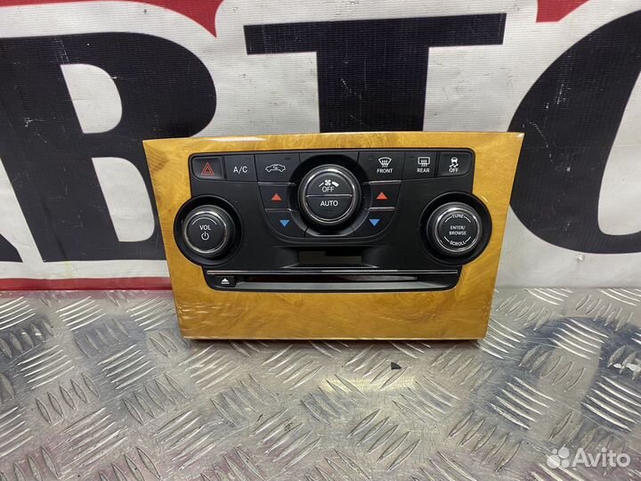 Блок климат контроля Chryler 300C 2