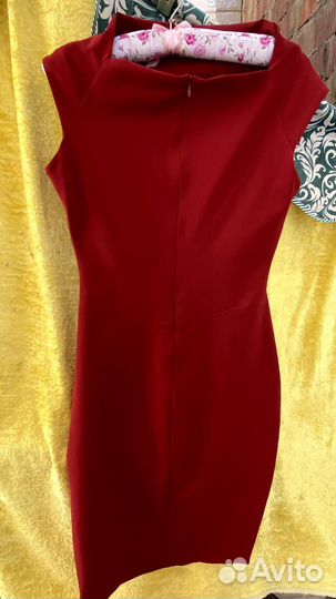 Плащ женский и платье