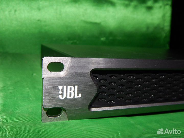 Усилитель класса D JBL-R40 DSP