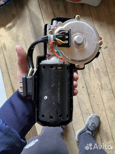 Моторчик дворников mercedes