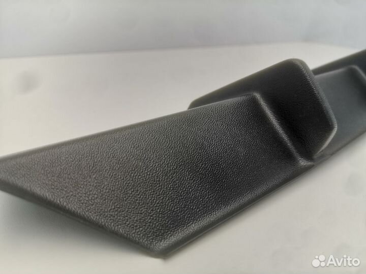 Накладка на диффузор средняя часть Skoda Rapid 2