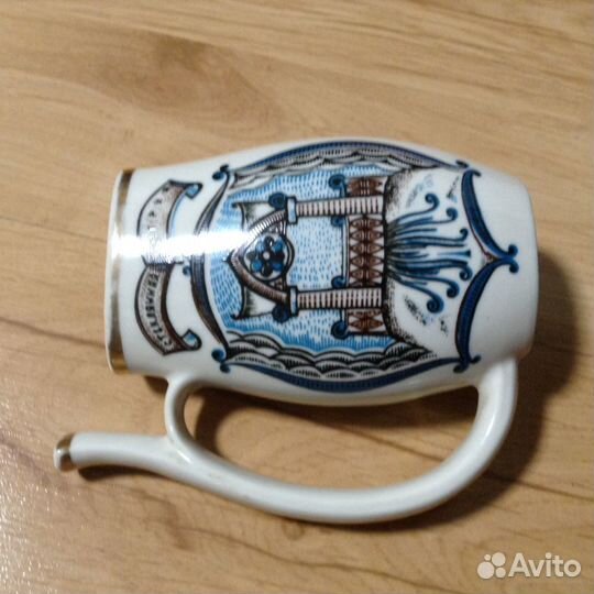 Поильник фарфоровый для мин.воды из СССР