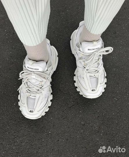 Кроссовки balenciaga track 1 белые premium