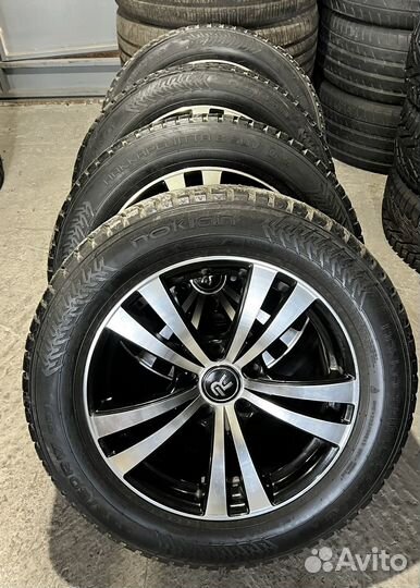 R17 Nokian Tyres Hakkapeliitta 8 SUV 225/60, PCD 5x120 DIA 72.6