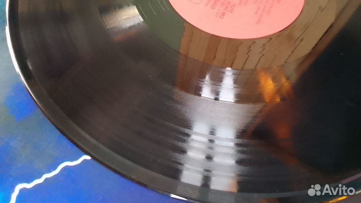 Dire Straits Love Over Gold Мелодия