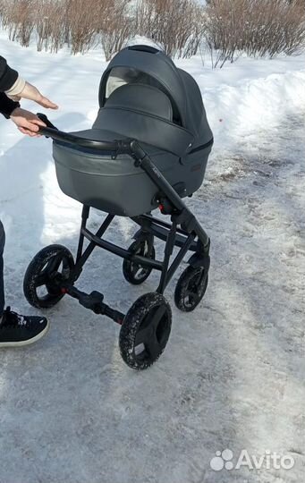 Детская коляска Nastella Martin 2 в 1эко-кожа