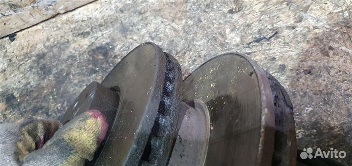 Диск тормозной передний вентилируемый Chevrolet C