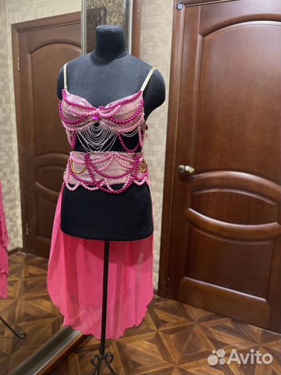 Продаю костюмы для танцев