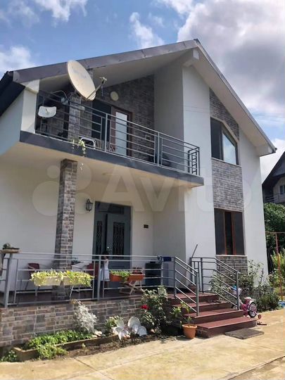 Дом 145 м² на участке 3 сот.