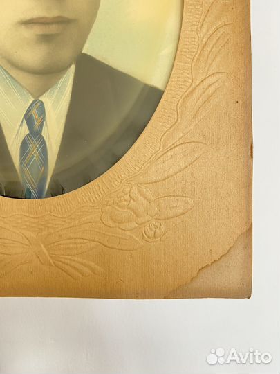 Портрет в картонной рамке