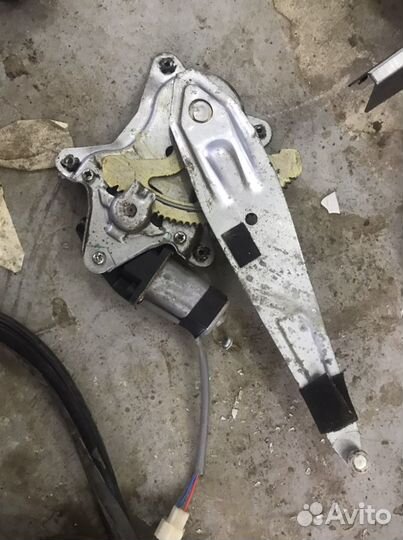 Стеклоподъемник правый передний chery tiggo t 11