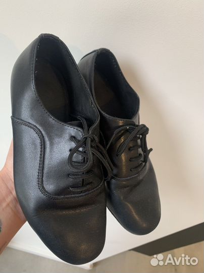 Туфли для мальчика бальные