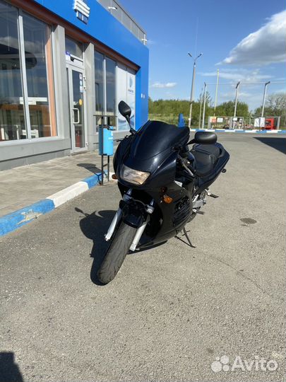 Сузуки RF 400R