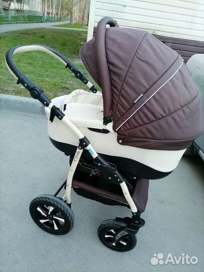 Продам коляску 2 в 1