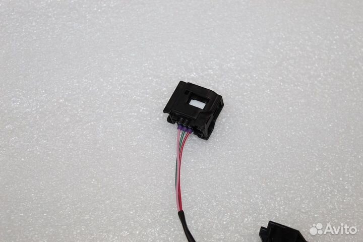 Camry 70 Фишка парктроника 3 с проводами Оригинал