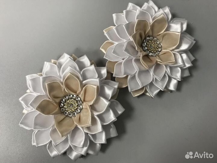 Школьные бантики ручной работы