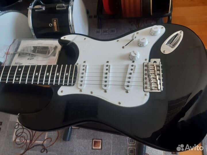 Электрогитара Vintage v6 reissued