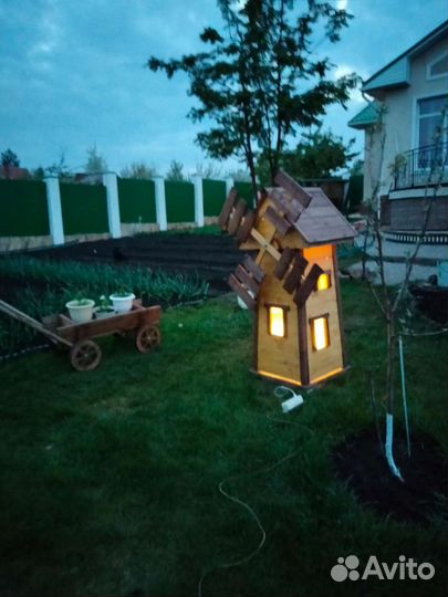 Мельница для интерьера сада