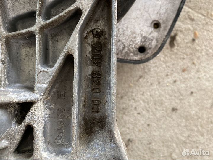 Трапеция дворников mercedes Мерседес W202 C 202