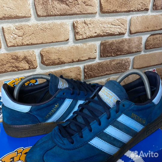 Кроссовки adidas Spezial