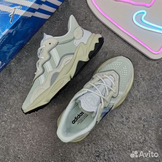 Кроссовки Adidas Ozweego Beige