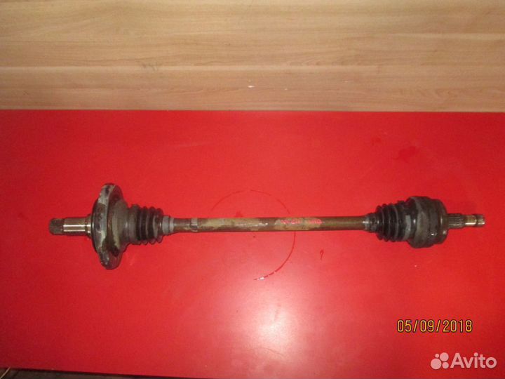 Полуось задняя Mercedes Benz W211 Мерседес