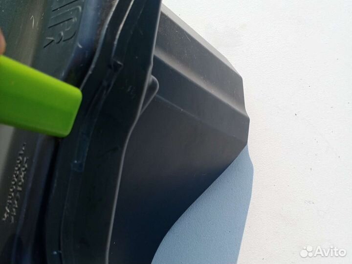 Сабвуфер toyota land cruiser 200