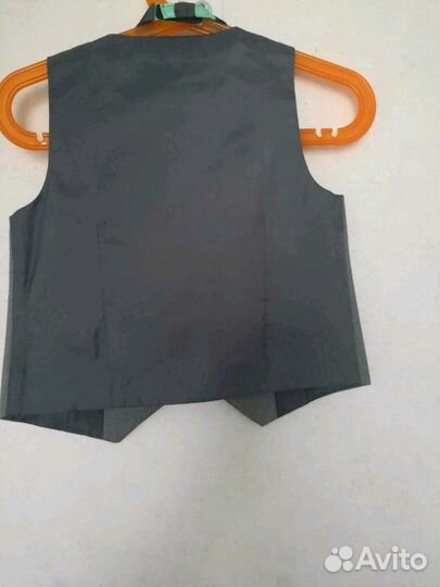 Жилеты с галстуком и рубашкой next