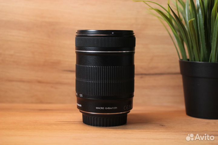 Canon EF-S 18-135mm IS