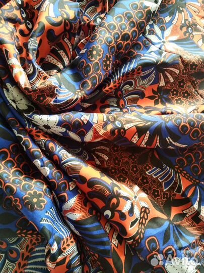 Шелк. Натуральный. Ткань ссср. 245х90 см. Винтаж