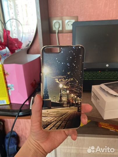 Чехлы на телефоны