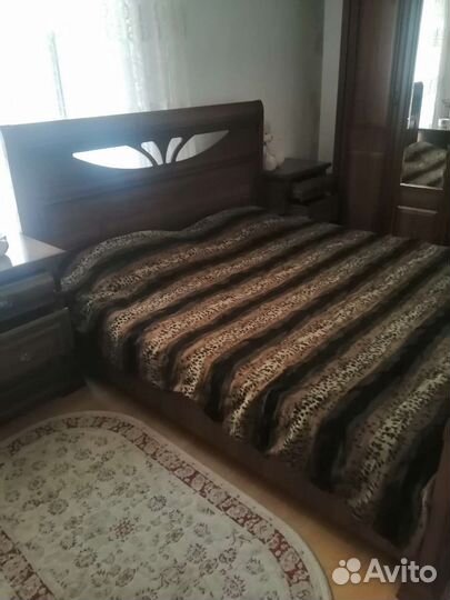 Спальный гарнитур бу
