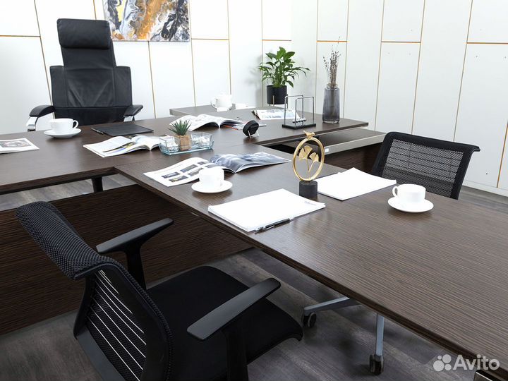 Кабинет для руководителя EOS Италия