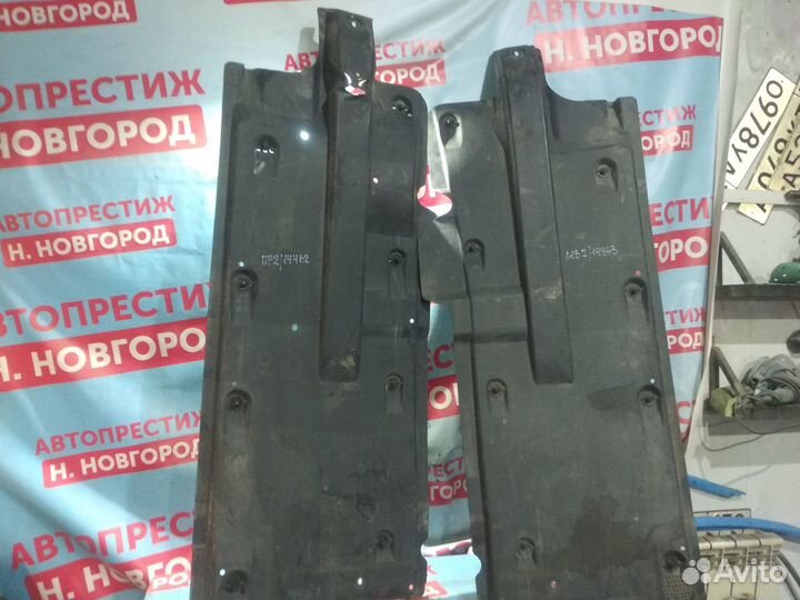 Антигравийная защита днища Фольцваген Поло