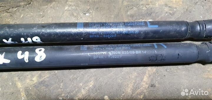 Амортизатор двери багажника Mazda Mazda 3 (BK) 20