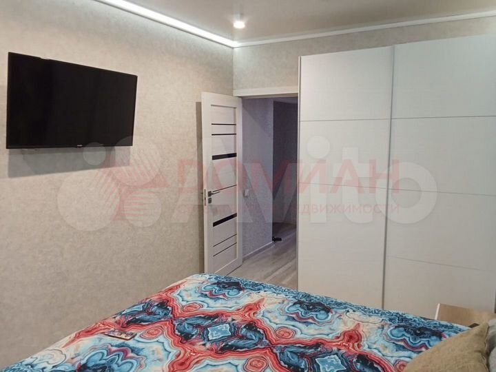 3-к. квартира, 65 м², 4/10 эт.