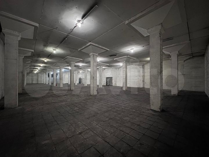 Сдам складское помещение, 880 м²