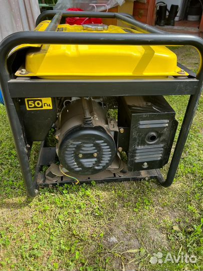 Бензиновый генератор