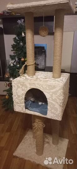 Когтеточка с домиком для кошки б/у