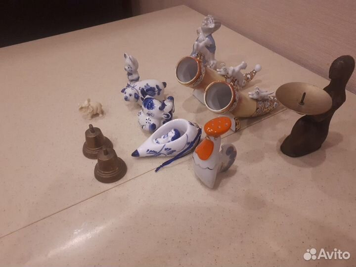 Фарфоровые бронзовые статуэтки