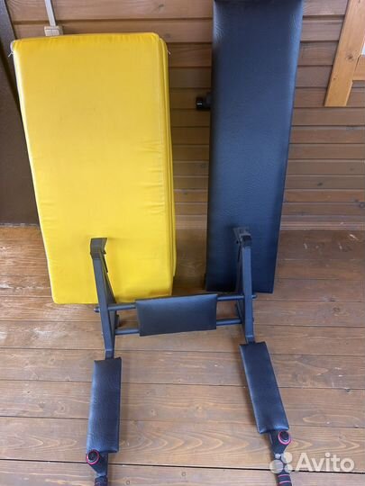 Скамья для жима, турник навесной, маты