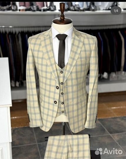 Продается костюм 50 размер, качество lux