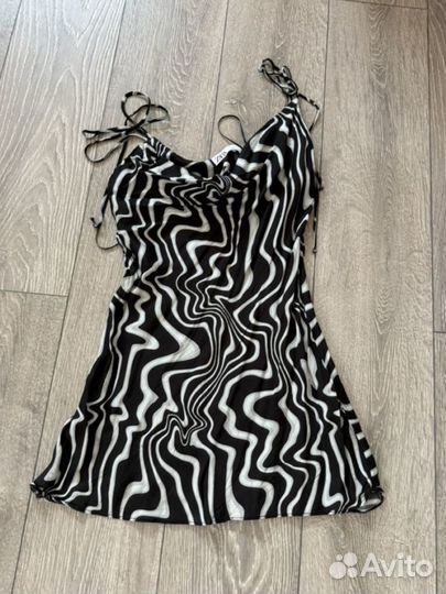 Платье zara
