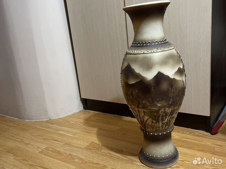 Ваза напольная высокая