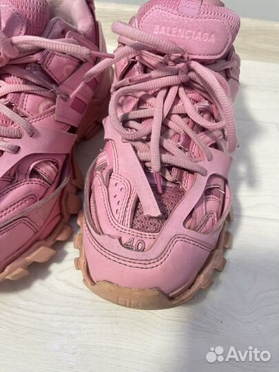 Balenciaga track